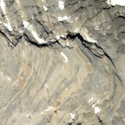 Satellite imagery of Phillips Peak, CA