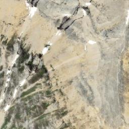 Satellite imagery of Phillips Peak, CA