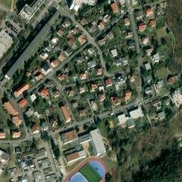 Satellite imagery of Husův sbor [Praha-Zbraslav] church t., CZ