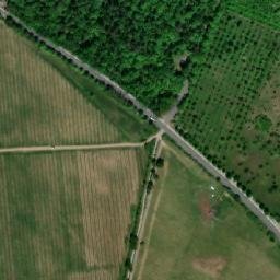 Satellite imagery of Kaňk, CZ