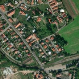 Satellite imagery of [Hrochův Týnec] factory chimney, CZ