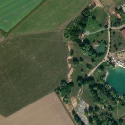 Satellite imagery of [Hrochův Týnec] factory chimney, CZ