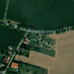 Satellite imagery of [Chroustovice-Holešovice] castle t., CZ