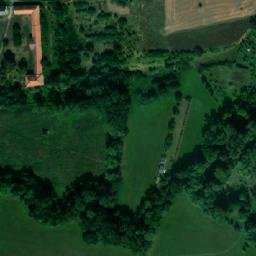 Satellite imagery of [Chroustovice-Holešovice] castle t., CZ