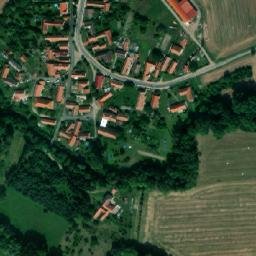 Satellite imagery of [Chroustovice-Holešovice] castle t., CZ