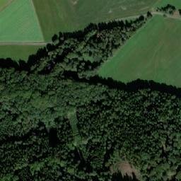 Satellite imagery of Velíz, CZ