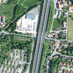 Satellite imagery of Schloss Colmdorf, DE