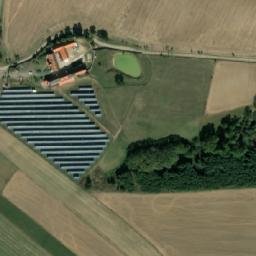 Satellite imagery of Hamouz [Chlum nad Berounkou], CZ