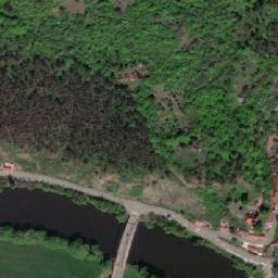 Satellite imagery of Velká věž [Karlštejn-Budňany] castle & outlook t., CZ