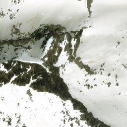 Satellite imagery of Mount Carlyle, CA