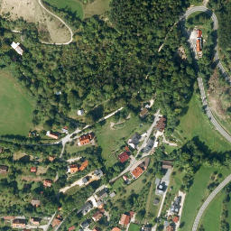 Satellite imagery of Felsburg, DE