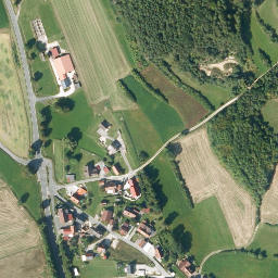 Satellite imagery of Burg Wadendorf, DE