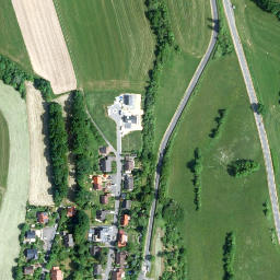 Satellite imagery of Schloss Emtmannsberg, DE