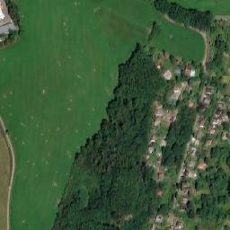 Satellite imagery of Boží skála [Jílové u Prahy], CZ