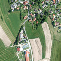 Satellite imagery of Schloss Emtmannsberg, DE