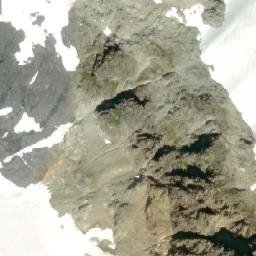 Satellite imagery of Mount Pitt, CA