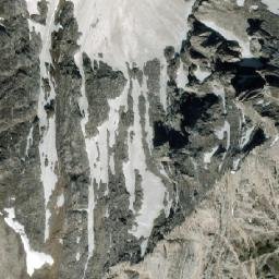 Satellite imagery of Mount Roth, CA