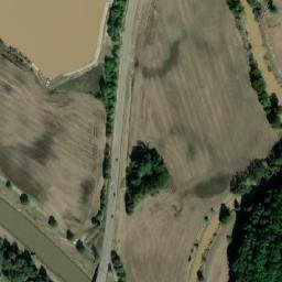 Satellite imagery of Vinná hora, CZ