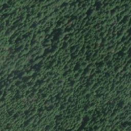 Satellite imagery of Saumarez Bluff, CA