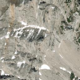Satellite imagery of Mount Roth, CA