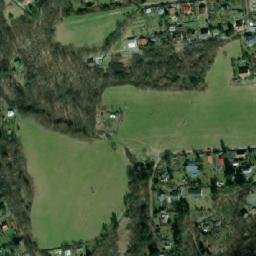 Satellite imagery of Chlomek [Petrov u Prahy] GSM, CZ