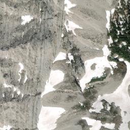 Satellite imagery of Mount Roth, CA