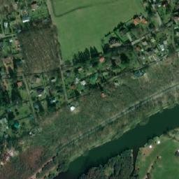 Satellite imagery of Chlomek [Petrov u Prahy] GSM, CZ