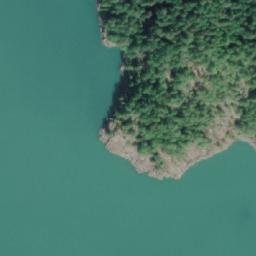 Satellite imagery of Syren Point, CA