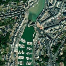 Satellite imagery of Falaises d'Aval, FR
