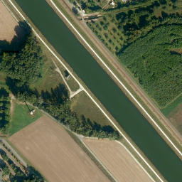 Satellite imagery of Schloss Bug, DE