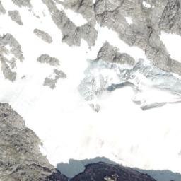 Satellite imagery of Viking Ridge, CA