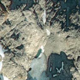 Satellite imagery of Misery Summit, CA