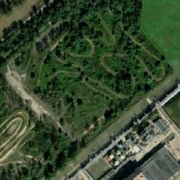 Satellite imagery of [Ostrava-Mariánské Hory] former power station chimney, CZ