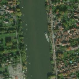 Satellite imagery of Schloss Veitshöchheim, DE