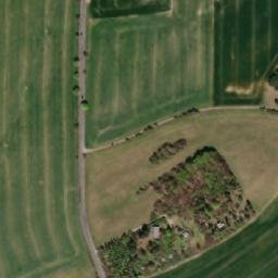 Satellite imagery of Na Vinici [Malá Hraštice], CZ