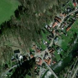 Satellite imagery of Hladomorna [Český Šternberk]catsle outlook t., CZ