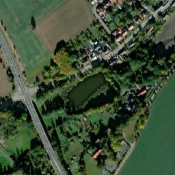 Satellite imagery of [Golčův Jeníkov] cemetery church t., CZ