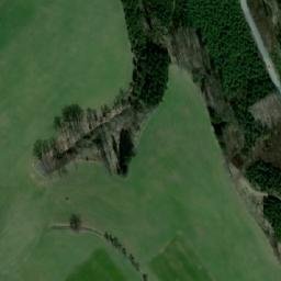 Satellite imagery of Hladomorna [Český Šternberk]catsle outlook t., CZ