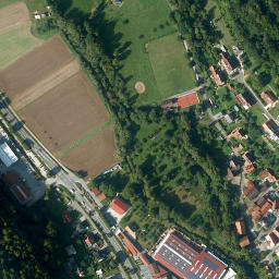 Satellite imagery of Hummerstein, DE