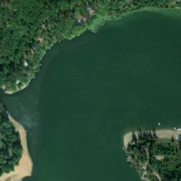 Satellite imagery of Kemp U hráze [Ulice - Hracholusy] GSM, CZ