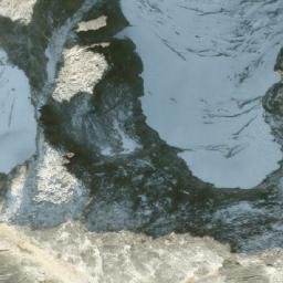 Satellite imagery of Gladsheim Peak, CA
