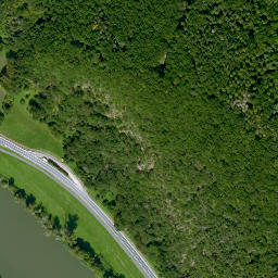 Satellite imagery of Bolsteinberg, DE