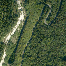 Satellite imagery of Burg Feuerstein, DE