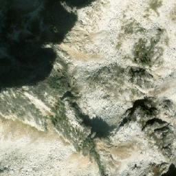 Satellite imagery of Mount Robert Smith, CA