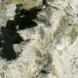 Satellite imagery of Gimli Peak, CA