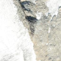 Satellite imagery of Esmeralda Peak, CA