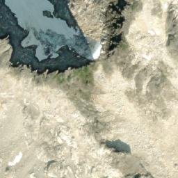 Satellite imagery of Skakala Peak, CA