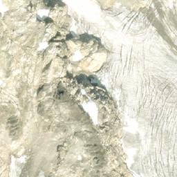 Satellite imagery of Skakala Peak, CA