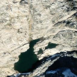 Satellite imagery of Grays Peak, CA