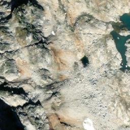 Satellite imagery of Grays Peak, CA